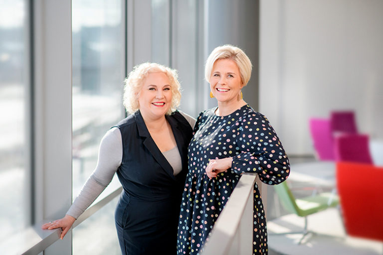 Rosanna Marila ja Sanna Wallenius