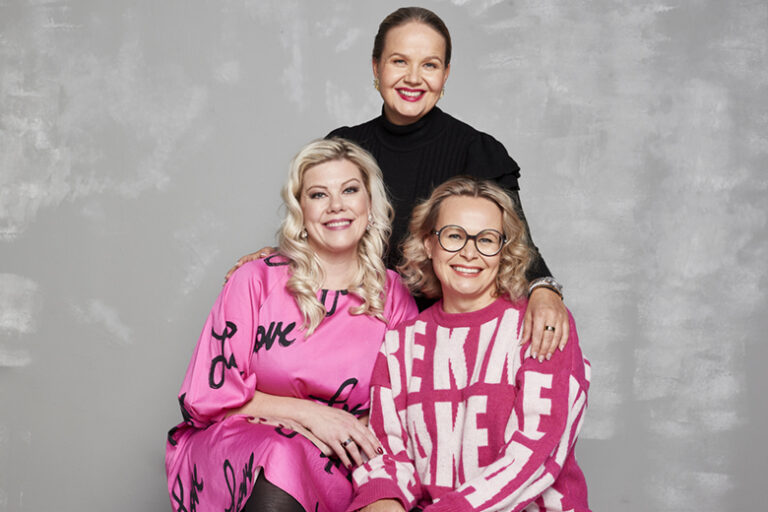 Liisa Holma, Ulla Jones, Minna Ruusuvuori